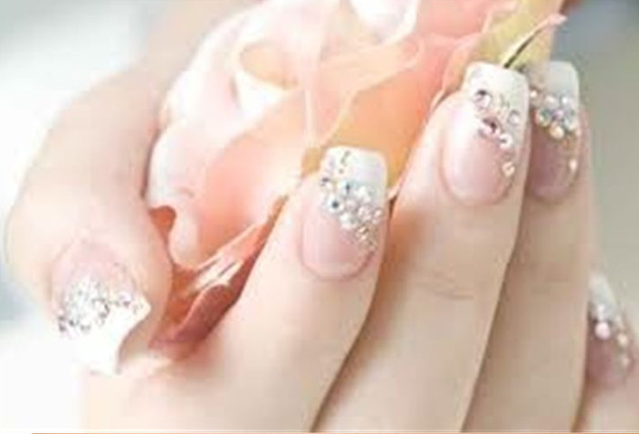 Nails full set acrylic with gel polish